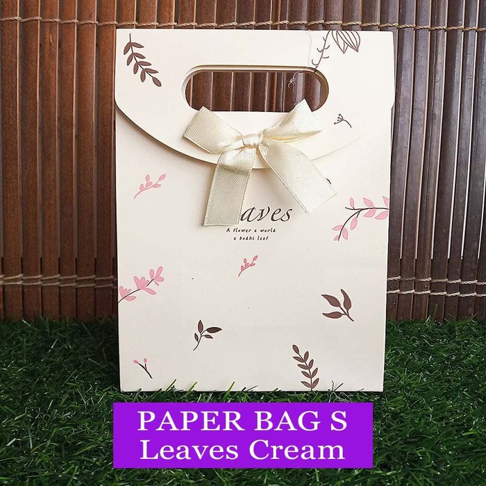 

Paper Bag Motif / Tas Kertas Kado / Tas Ulang tahun - S Leaves Series