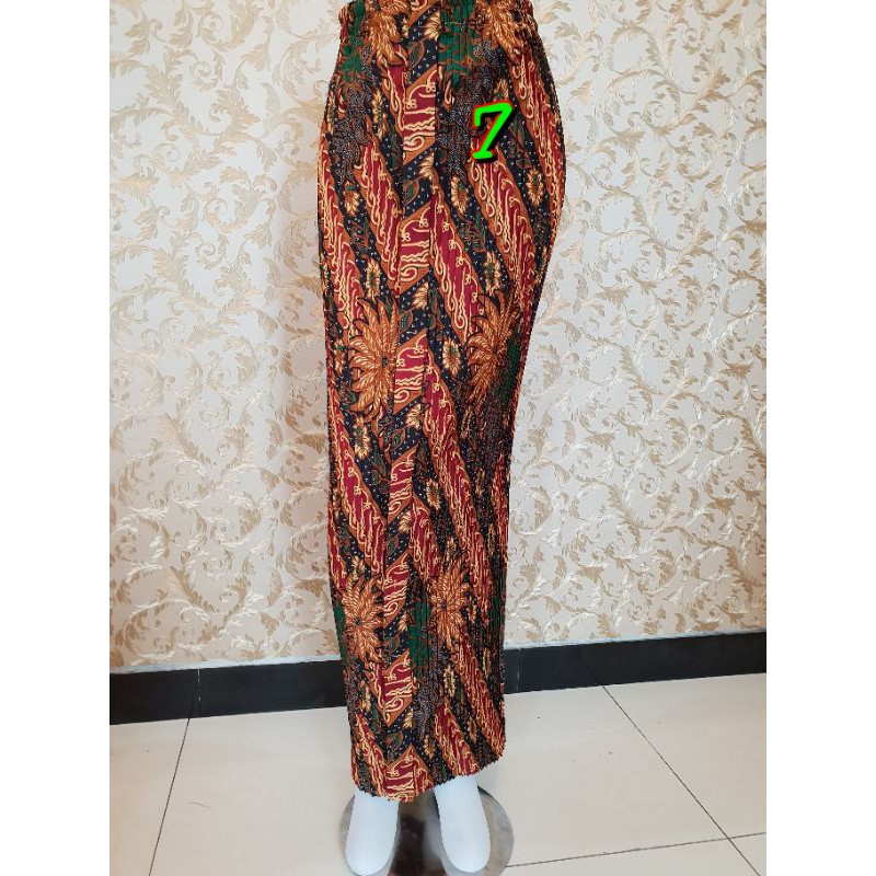 ROK PLISKET BATIK WIRU