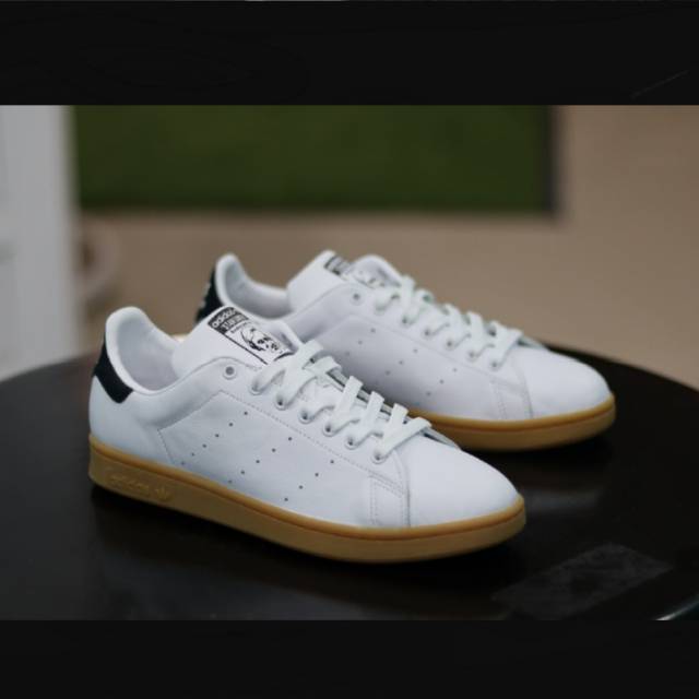 ADIDAS STAN SMITH WHITE NAVY GUM ORIGINAL BNIB