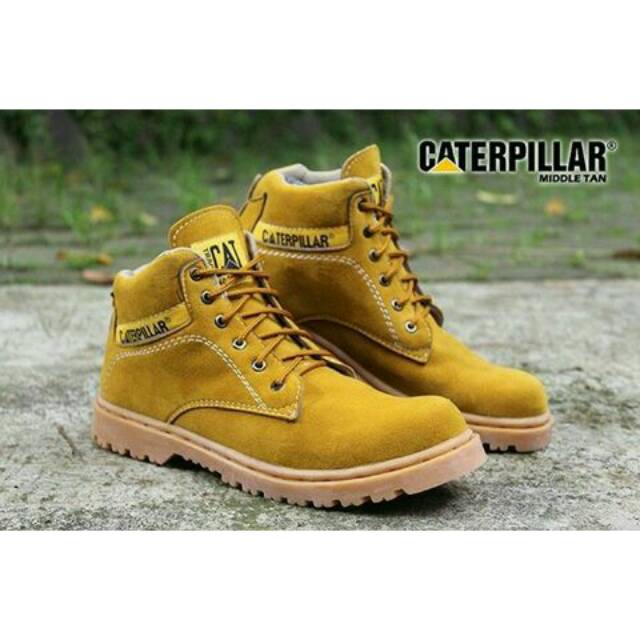 Sepatu Boot Cowok Middle Boots Caterpillar