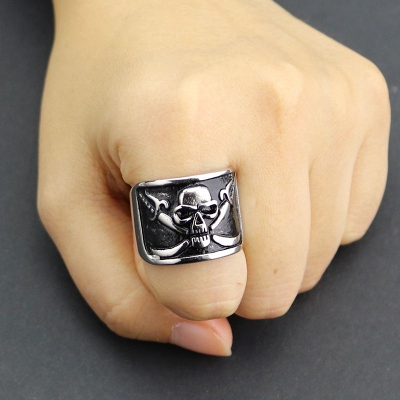 Aksesoris Perhiasan Fashion Cincin Kepala Tengkorak Retro Pria