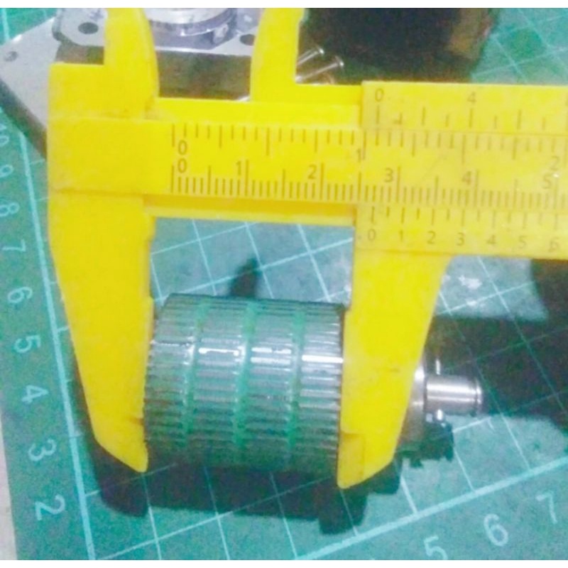 magnet Magnet kotak ukuran 85 x65x18mm - jenis ferite lengket