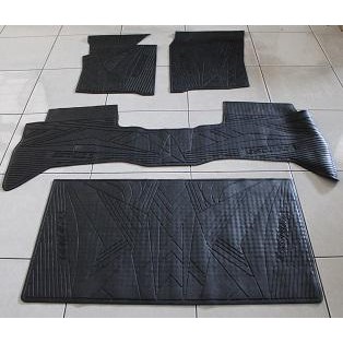Karpet Karet Interior Lantai Dasar Mobil Suzuki Escudo