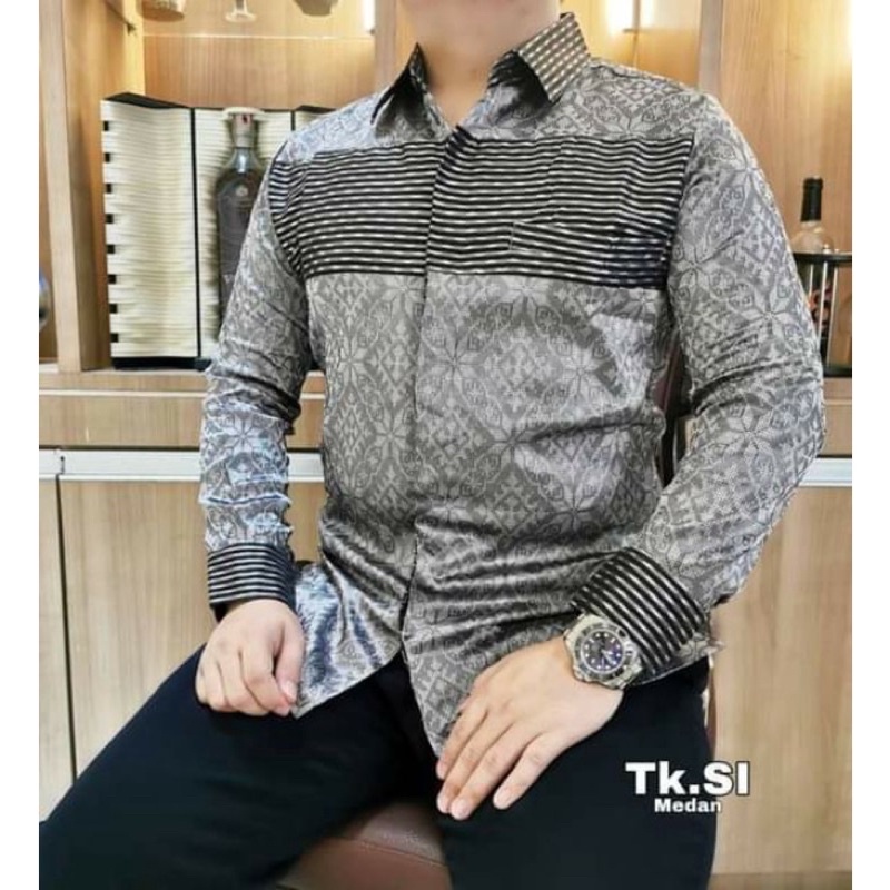 Kemeja Tenun Baron Lengan Panjang