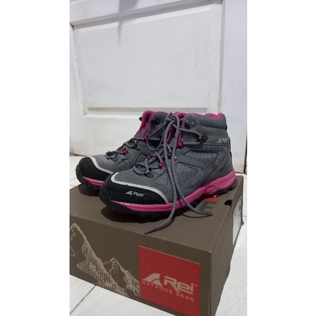 Sepatu Rei Smithsonia WS Pink Wanita Sepatu Gunung Sepatu Mendaki