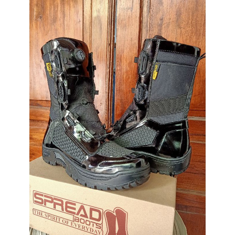 Sepatu pdl tali putar kulit kilap glossi