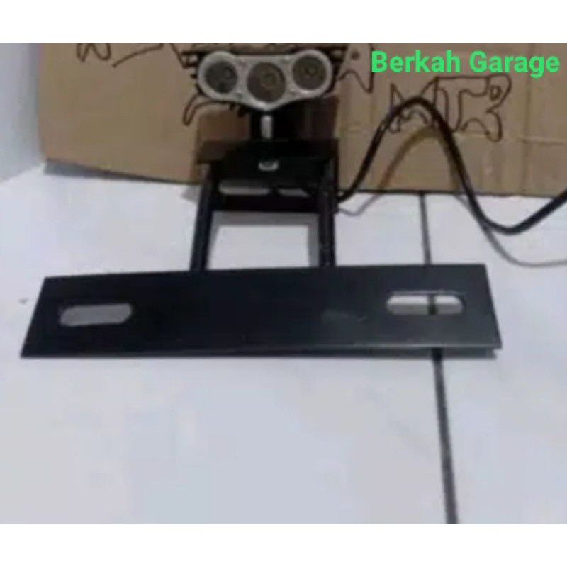 Lampu Tembak Owl 3 LED Plus Breket Universal