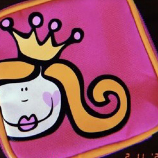 Dompet Happy House
