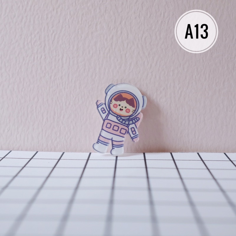 Mores Pin Akrilik Lucu Aksesoris Seri A (Astronot3800) untuk Tas Cute Pin Brooch Pin Bros Acrylic Korean Style