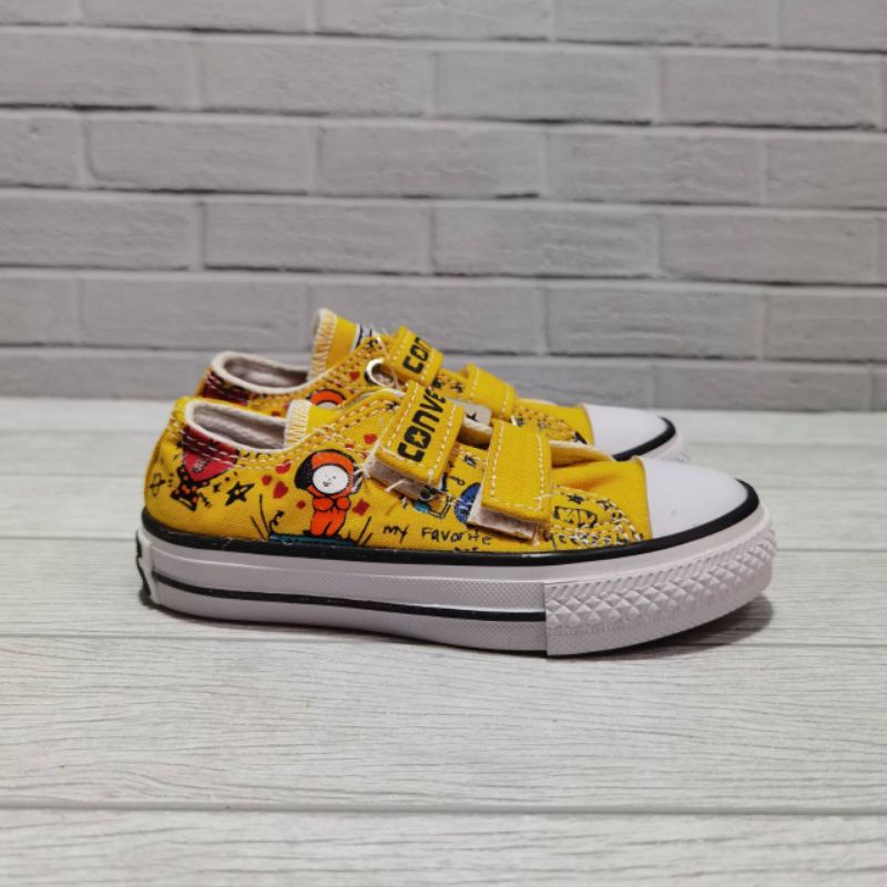 SEPATU ANAK CONVERSE ALL-STAR KARAKTER MOTIF LOW