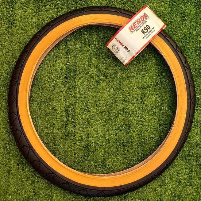 Ban Luar KENDA 20 x 1.95 406 Wall Coklat