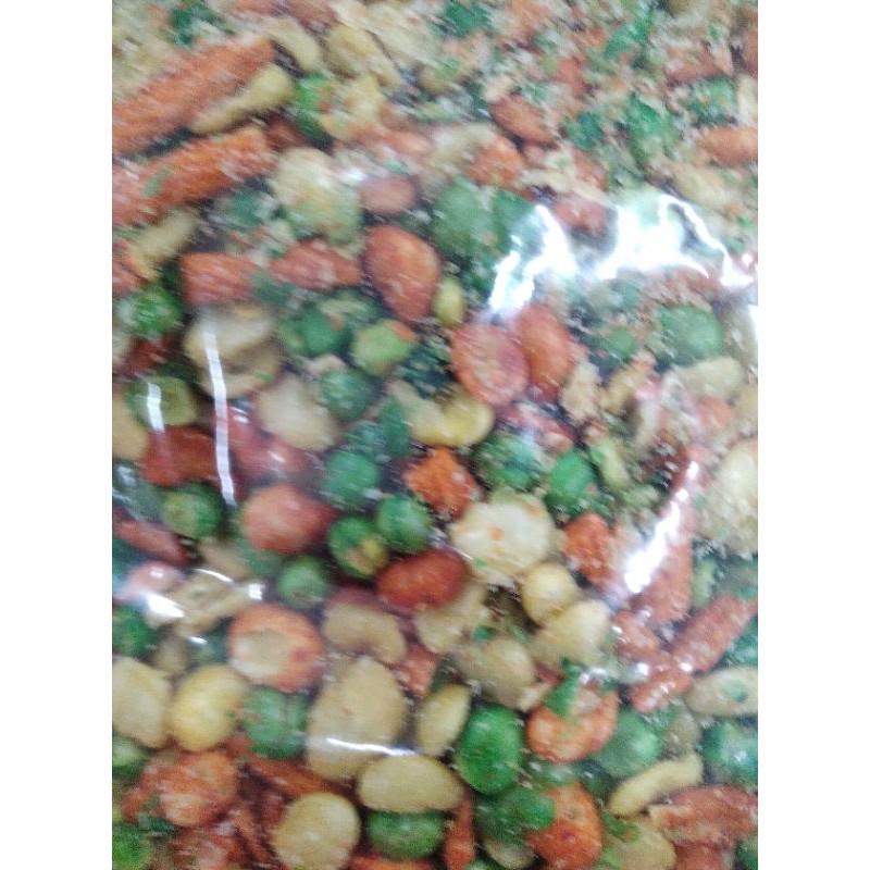 

Kacang Campur 500 Gram