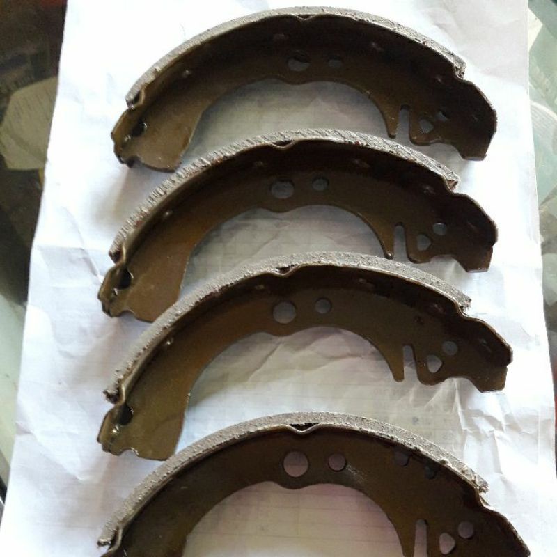 kampas belakang charade G100& G102