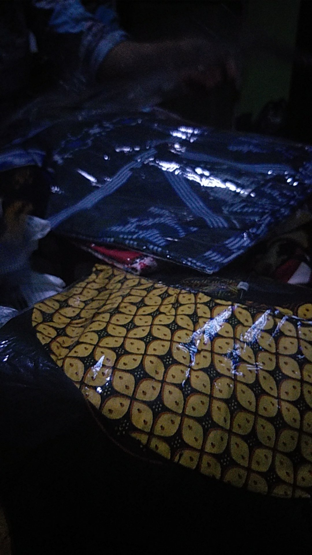 Atasan Batik Dolby Dolbi Dobby Doby Tenun Sutra Tulis Halus Katun Atbm Baron ,sarombit Atasan