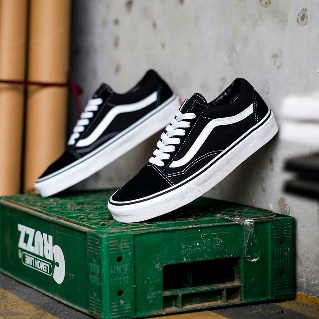 COD Sepatu Oldskool BW Clasik Ultra Cush sepatu sekolah sepatu kerja hitam lis putih pria wanitakets