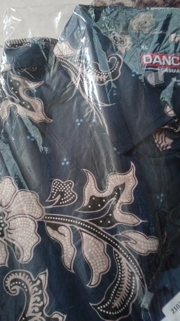 Kemeja Batik Pria Atasan Batik Modern Lengan Panjang Warna Dasar Navy