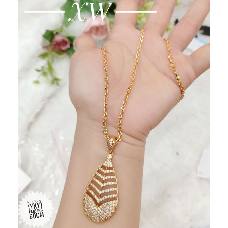 Kalung Oval Yaxiya Premium Gold XW15042103