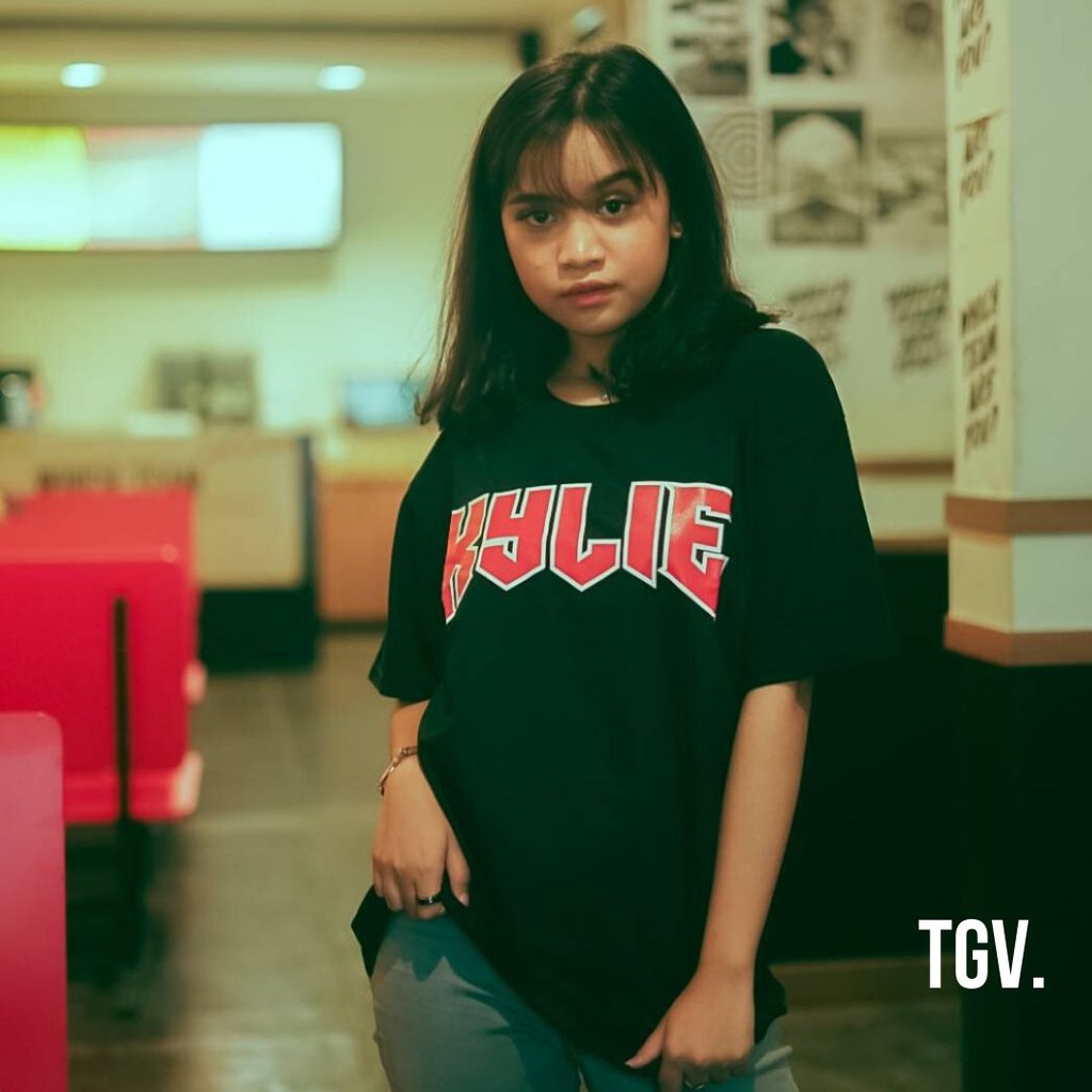 Kaos Kylie Jenner - Logo