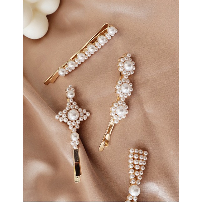 LRC Jepit Rambut Fashion Clips - Two Flowers Pearl Hairpin F46418