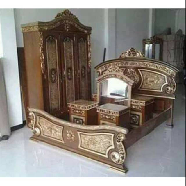 Kamar set ukir jati , dipan , mejarias , lemari