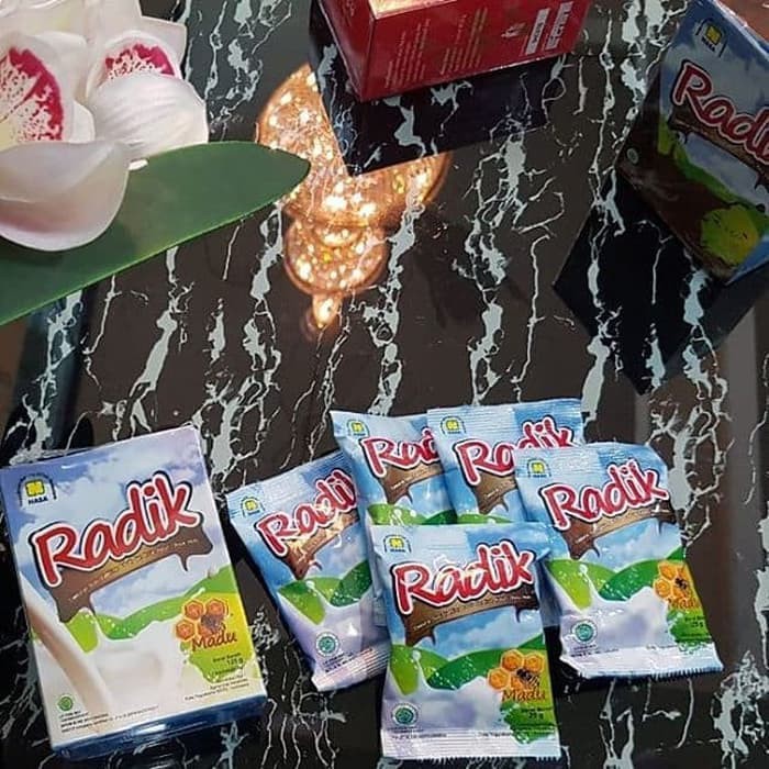 

Radik madu / susu kambing etawa / Krimer nabati / susu kambing bubuk / madu / herbal