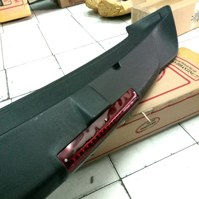 Spoiler Ayla Agya Trd fiber mentah + lampu