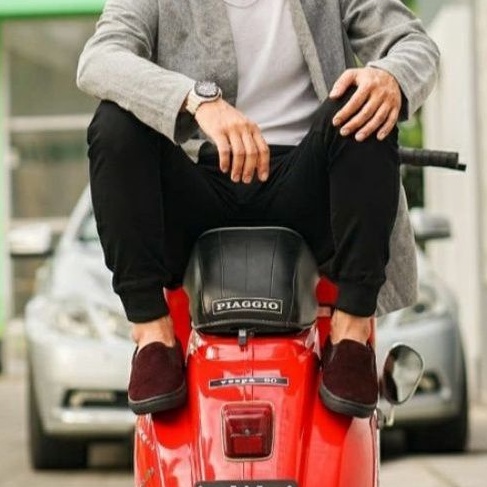 Morningbell - Sepatu pria slip on casual mojo marun black sole