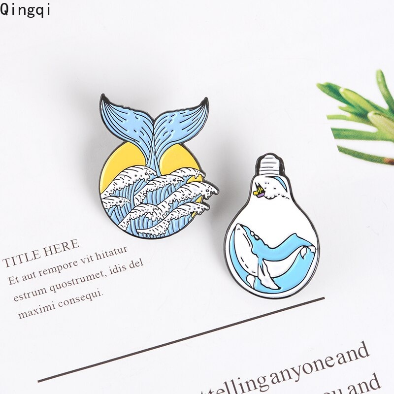 Bros Pin Enamel Bentuk Ikan Paus Kartun Untuk Hadiah Teman