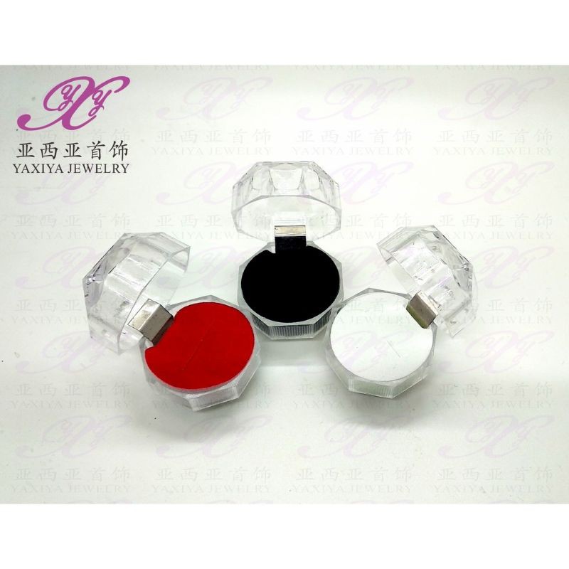 Kotak cincin / tempat cincin