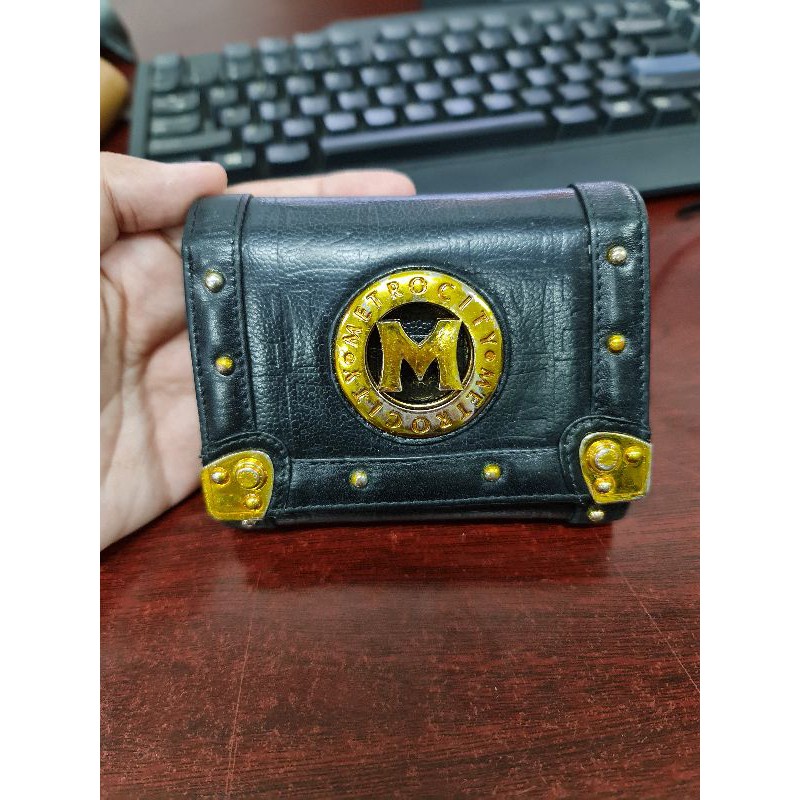 Preloved DOMPET METROCITY