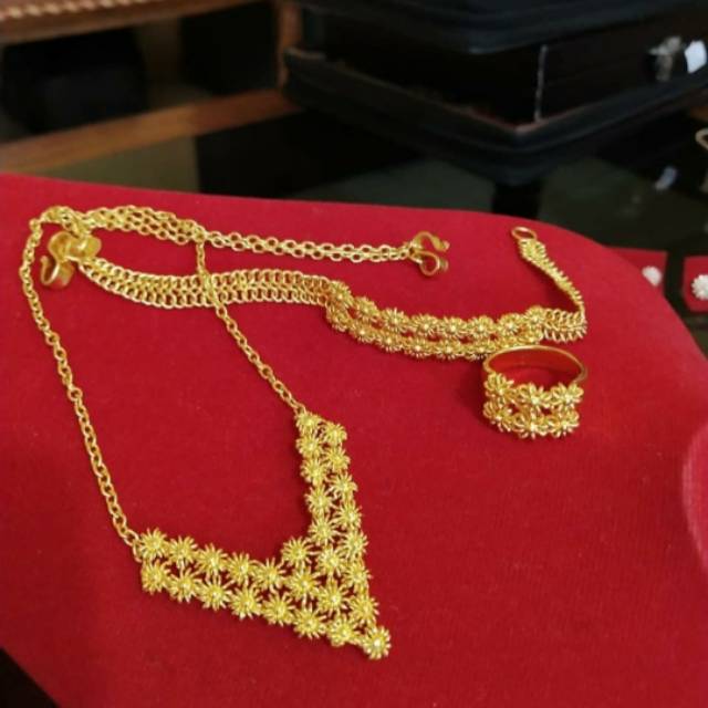 Set Model Matahari 50 gram Emas Murni 24K kadar 99,99%