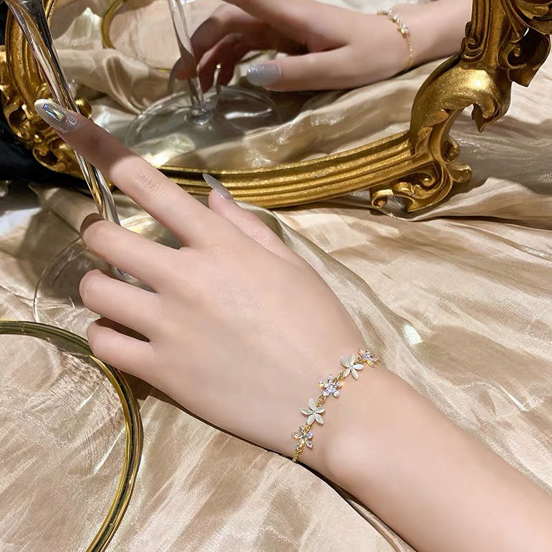 women Korean Bracelet Hot Sale pearl swarovski Crystal Flower Bracelet Women's Birthday Gift