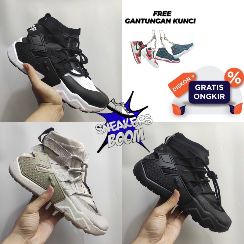 NIKE HUARACHE GRIPP ULTRA