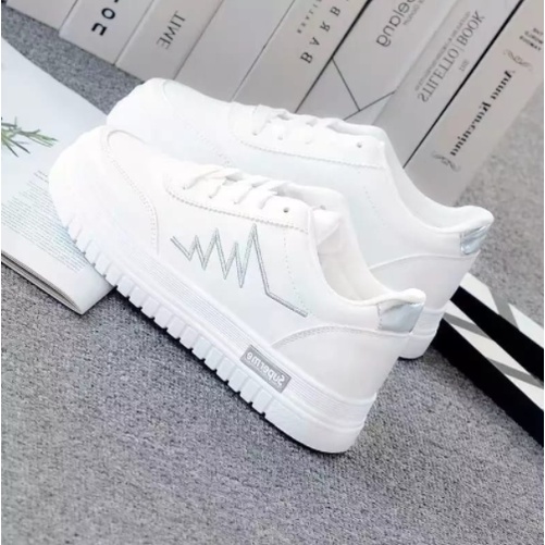 Sepatu Sneakers Wanita Korea Supreme ts 32