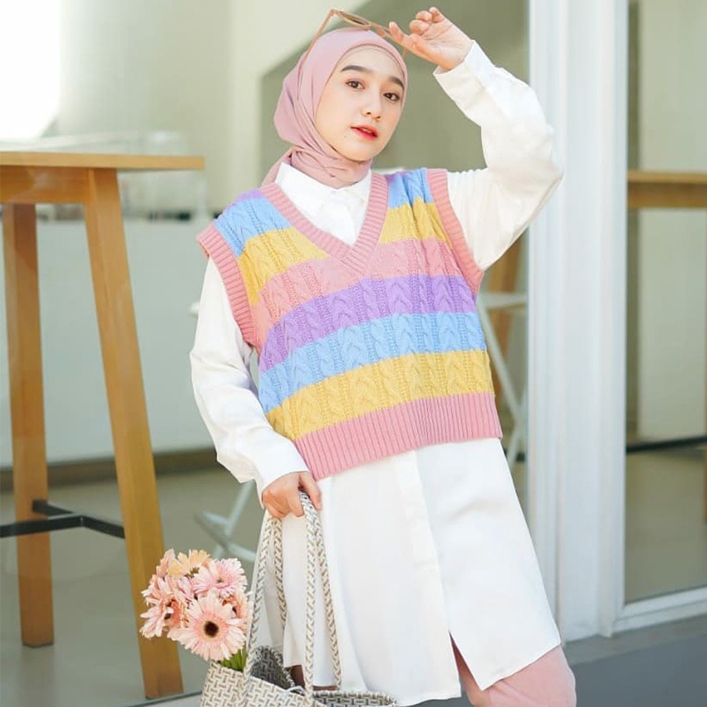 Candy Cable Vest Rompi Rajut Wanita / Vest Cable Rainbow / Rompi Rajut Wanita Warna Pelangi / Rompi Vest Cabel / Rompi Cable Rajut