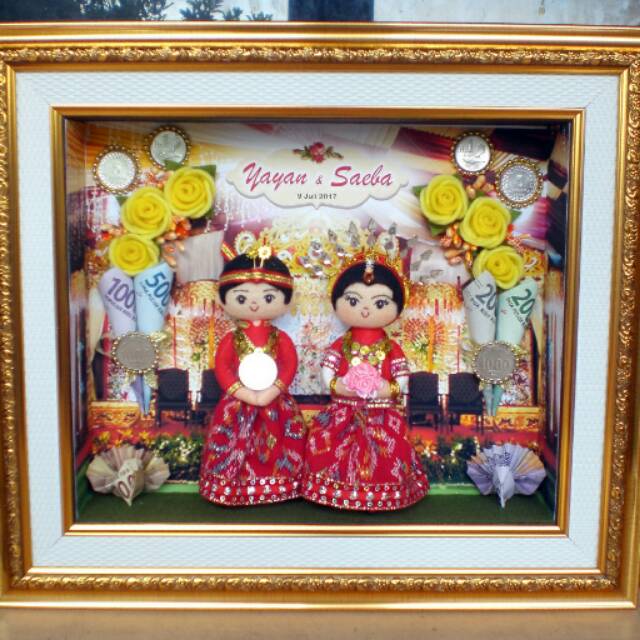Mahar Souvenir Kado Pernikahan Pengantin Boneka Flanel Adat Bugis Shopee Indonesia