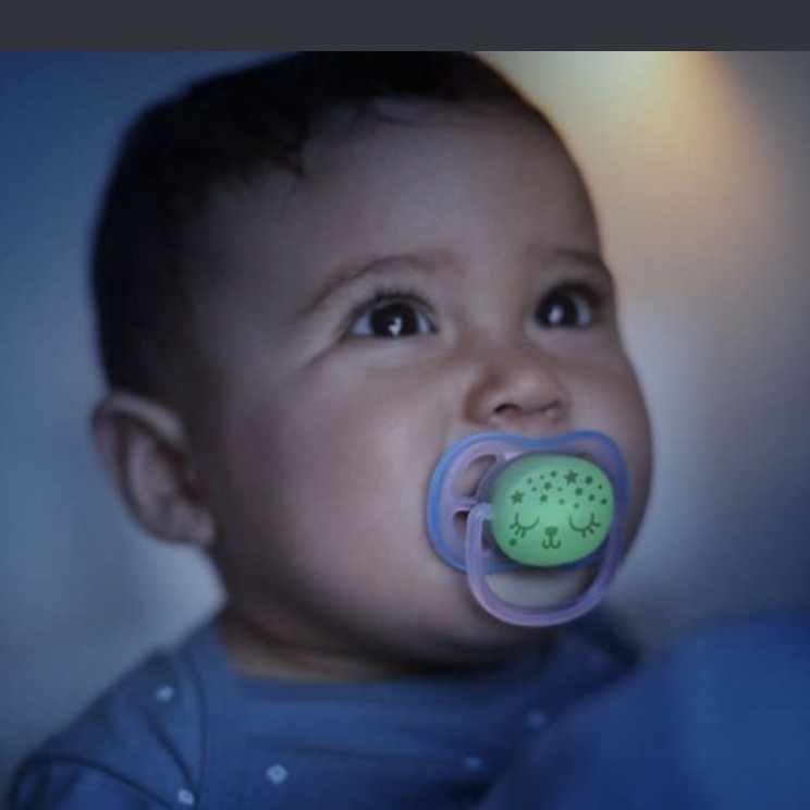 Philips Avent Soother Ultra Air Pacifier Happy Orthodontic  BPA Free / Glow in the Dark SCF376/11 / SCF080/17 2Pack isi 2 pcs - Empeng Dot Bayi