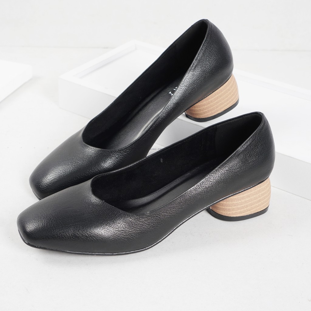 Captain Plaza - Guzzini Mn 356 - Sepatu Heels Polos 3Cm Casual-1