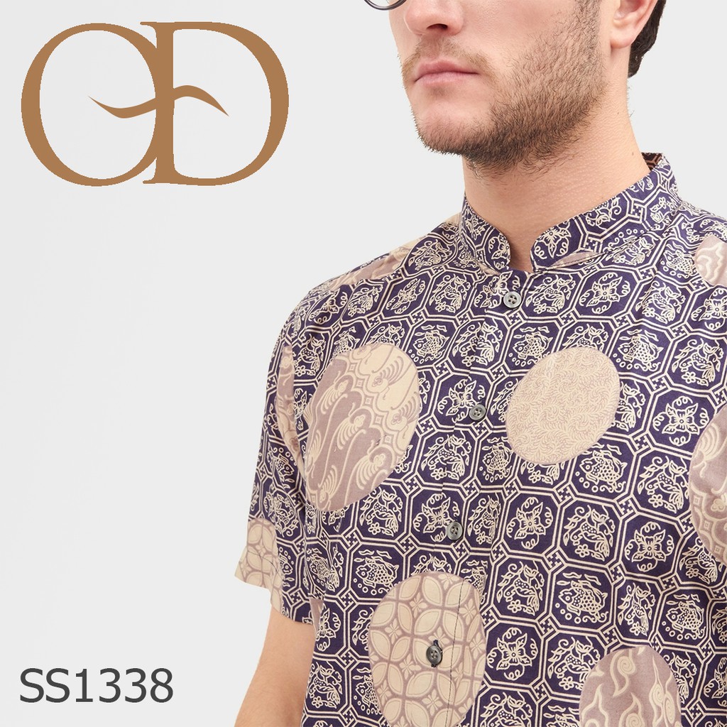 Batik Slim Fit Lengan Pendek Pria