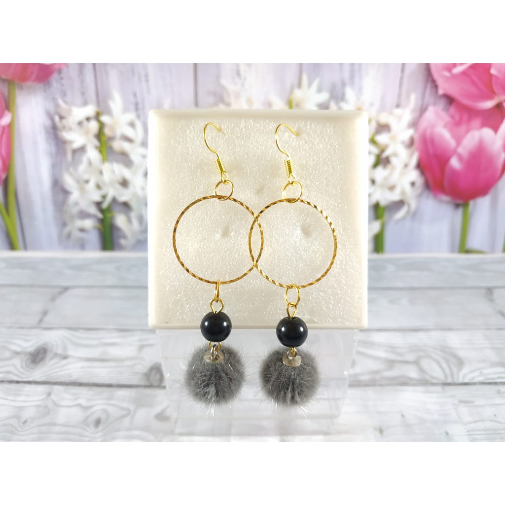 ANTING POMPOM LUCU - AKSESORIS ANTING Fashion wanita Manik Hoop - GIWANG - KERABU ANTING JUNTAI