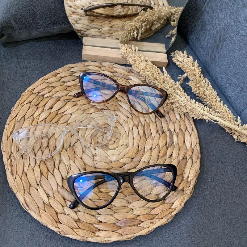 Kacamata Cat Eyes