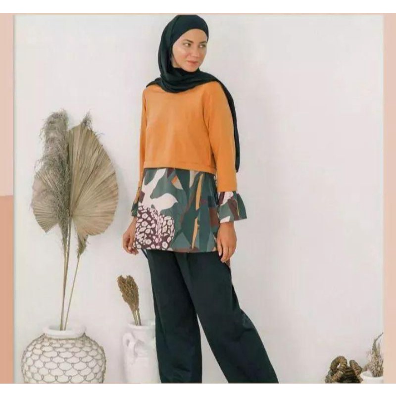 NADARA SWEATSHIRT BROWN | ALEZA LABEL