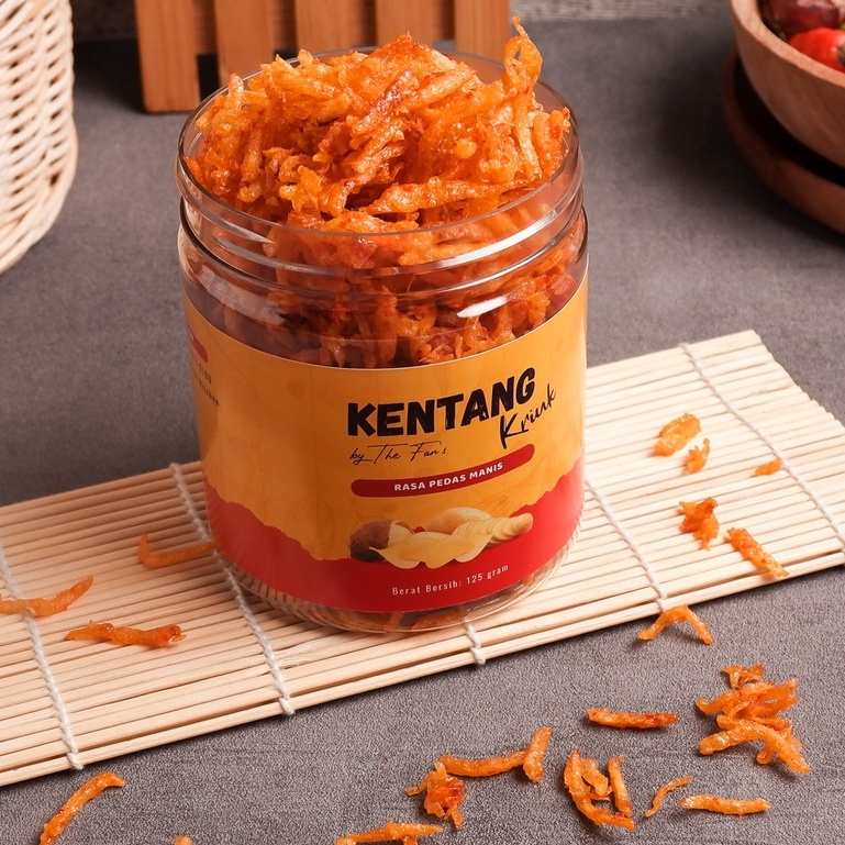 

Kentang Kriuk Pedes Manis 125 gram / Kentang Mustofa / Stick Kentang / Keripik Kentang by The Fan's Kitchen