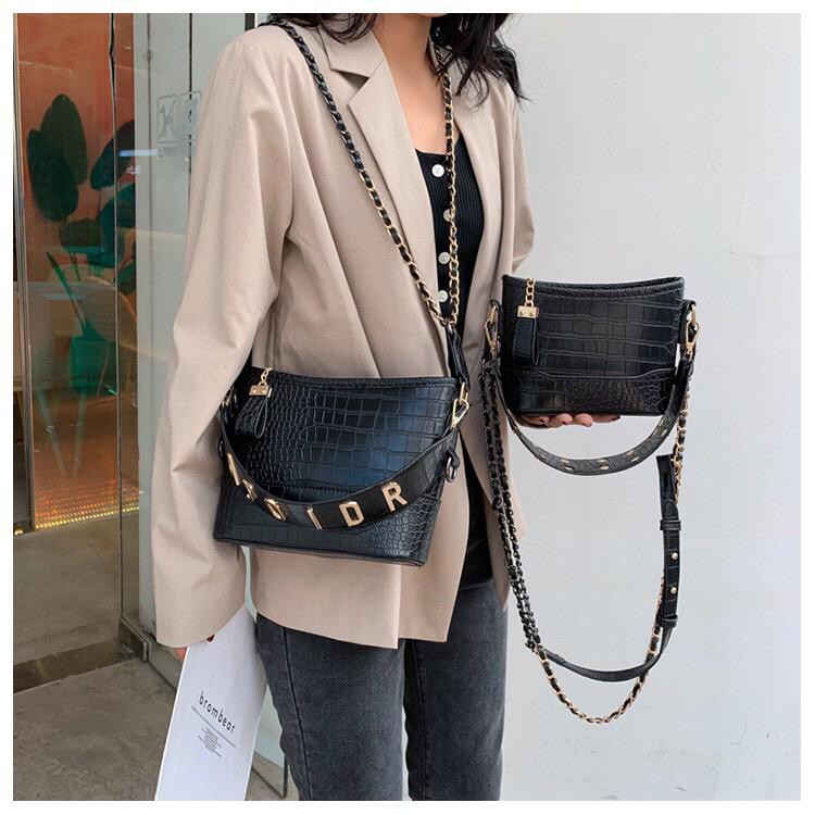 BJ15001 - BEIGE/BLACK (S/L) - TAS SLEMPANG WANITA FASHION IMPORT MODIS ELEGAN TERMURAH TERLARIS TERBARU BAGSTORE JAKARTA TAS BATAM CR7007 VC88108 LT1670 BQ2641 DC9170 KPC8949 ZC6206 ELJ5001