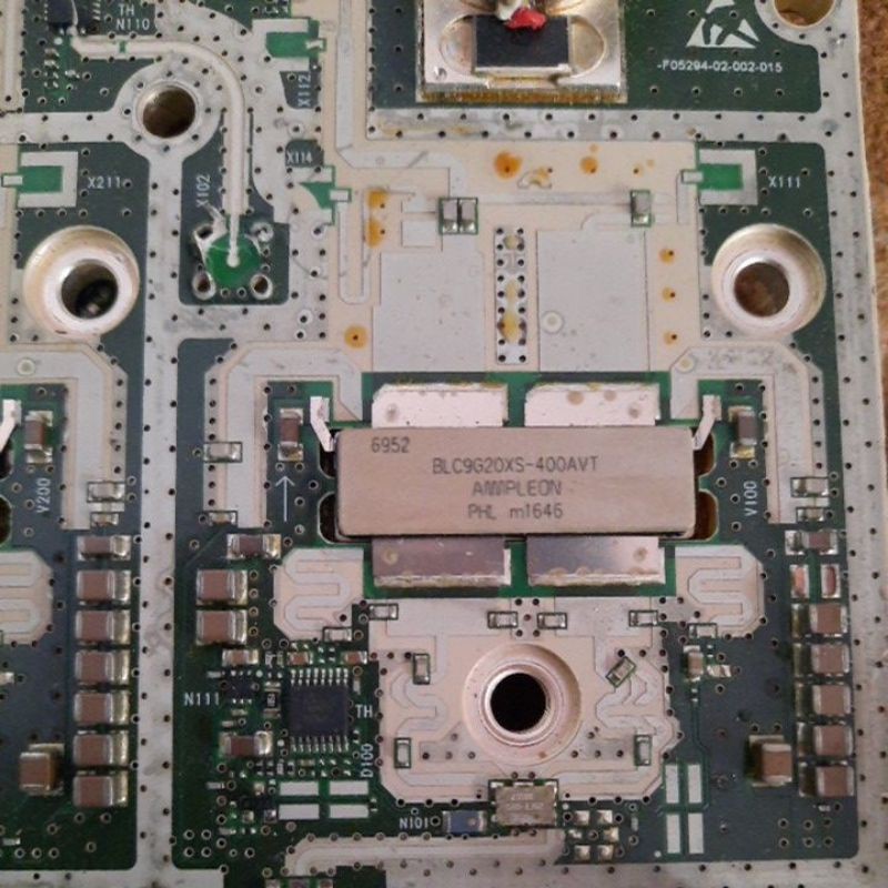 BLC9G22XS-400AVT harga 1 Papan Isi 2 Mosfet