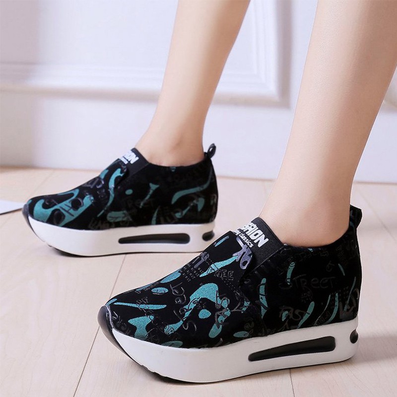 Women Elastic Band Slip On Creepers Vulcanized Shoes Womens Casual Flat Platform Female Shoes