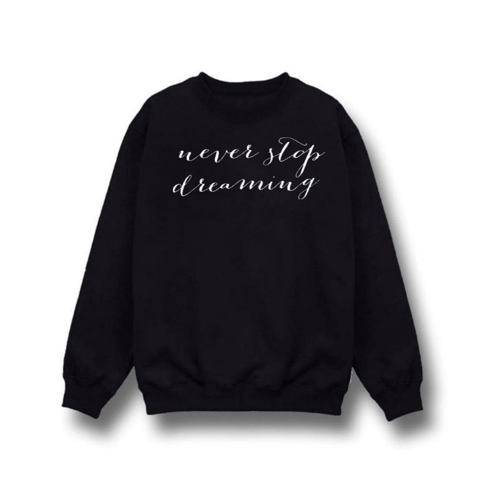SWEATER WANITA NEVER STOP DREAMING TEBAL TERBARU,