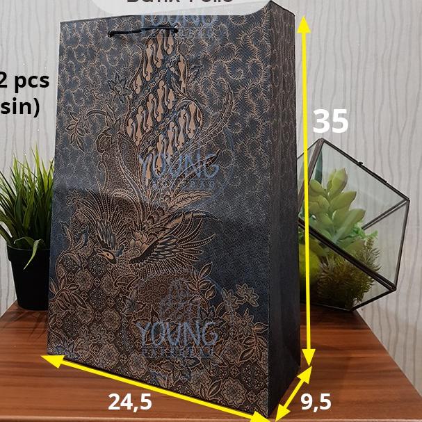 

❊ Paper Bag / Tas Kertas Batik Folio motif Burung Uk.24,5x9,5x35 (1 lusin (12pcs)) ●