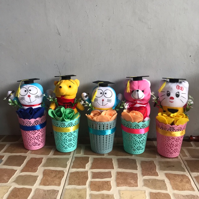 Keranjang boneka wisuda / boneka keranjang murah