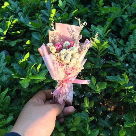 BUKET MINI EDELWEIS BUKET MINI HANTARAN BUKET KERING AKSESORIS BUKET ANNIVERSARY BUKET WISUDA BUKET ULANG TAHUN TERMURAH TERLARIS TERBAIK